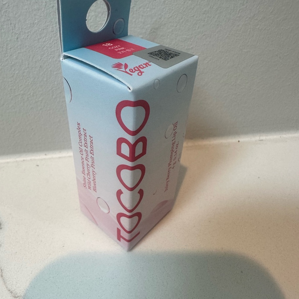 Tocobo NWT  Plumping Lip Oil Vegan Juicy Berry